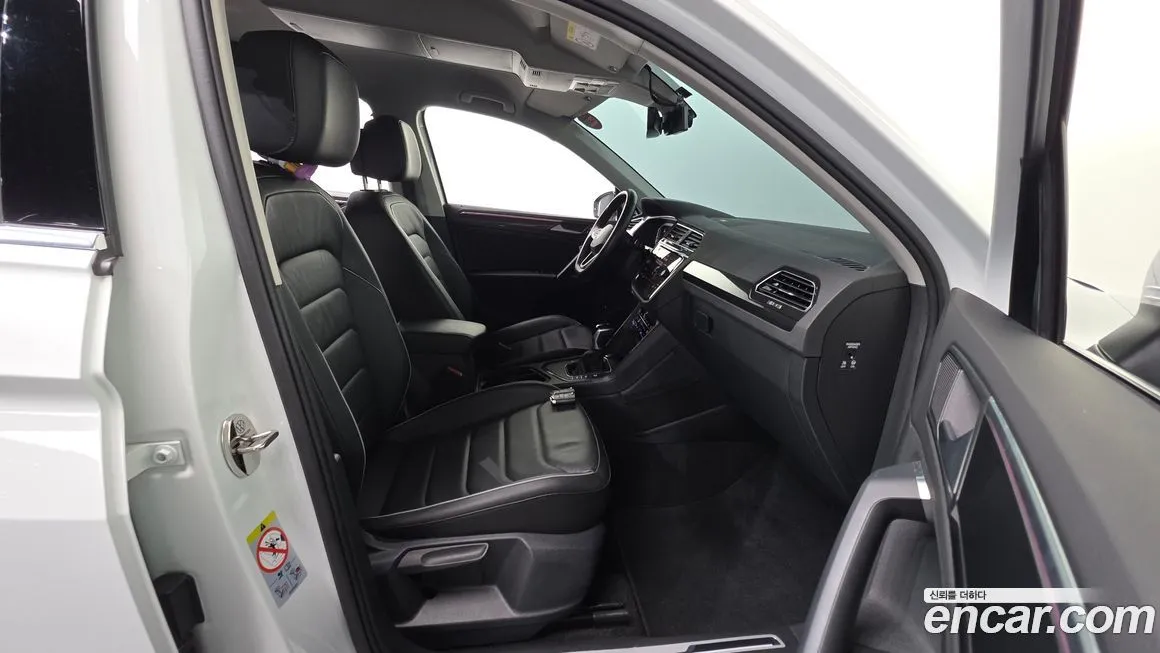 Volkswagen Tiguan 2022 из KR, фото 7