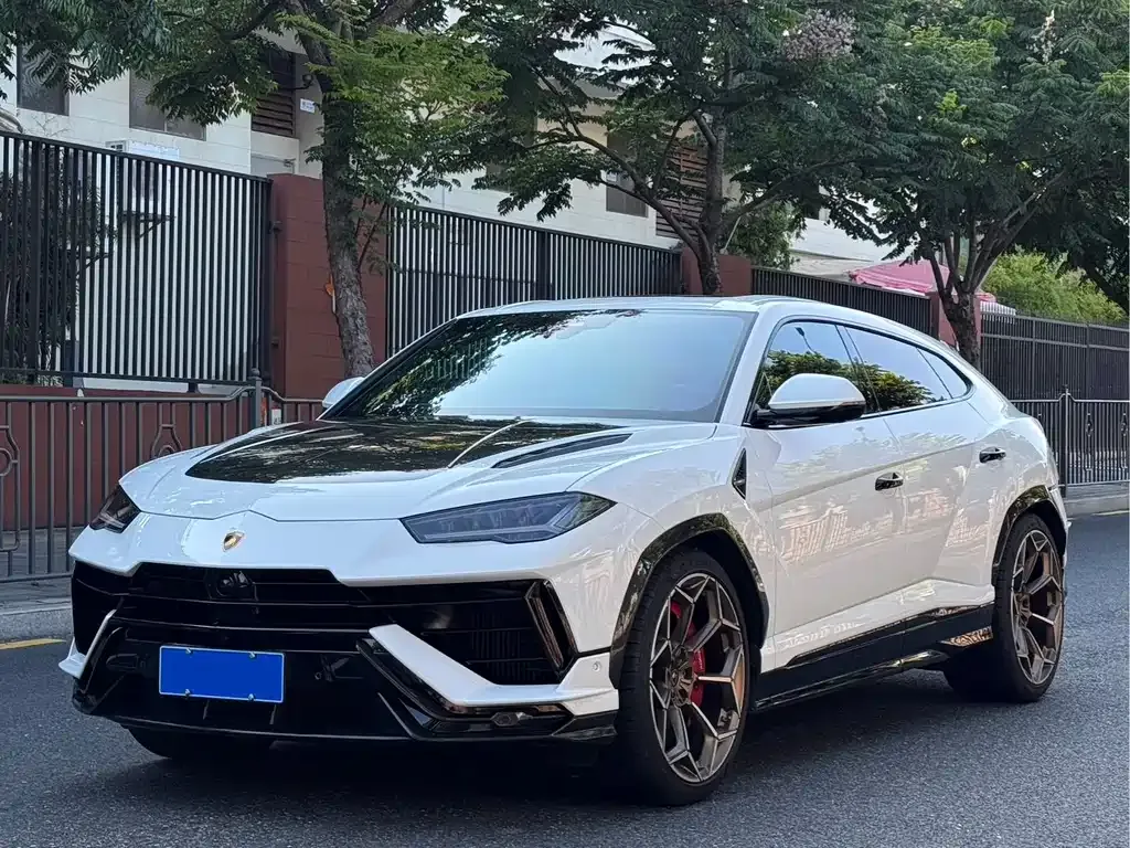 Lamborghini Urus 2024 из CN, фото 1