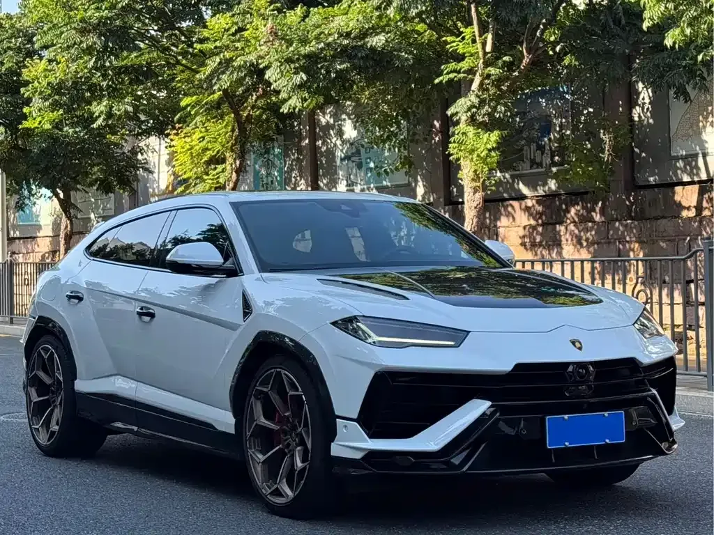 Lamborghini Urus 2024 из CN, фото 6