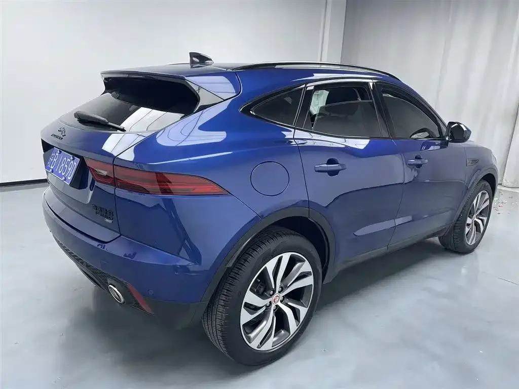 Jaguar E-PACE 2023 из CN, фото 7