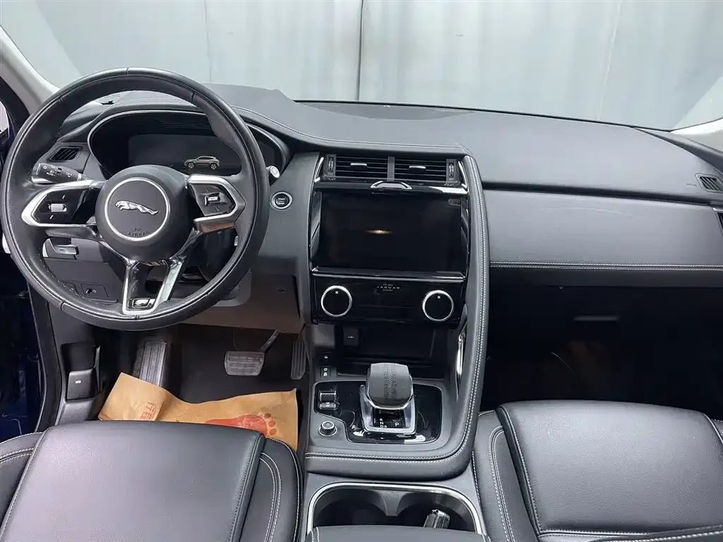 Jaguar E-PACE 2023 из CN, фото 4