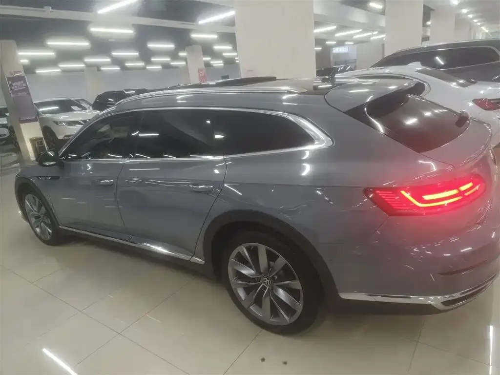 Volkswagen CC 2023 из CN, фото 3