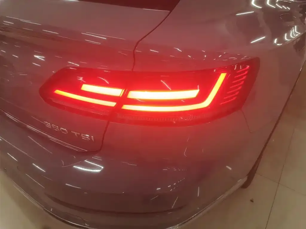 Volkswagen CC 2023 из CN, фото 4