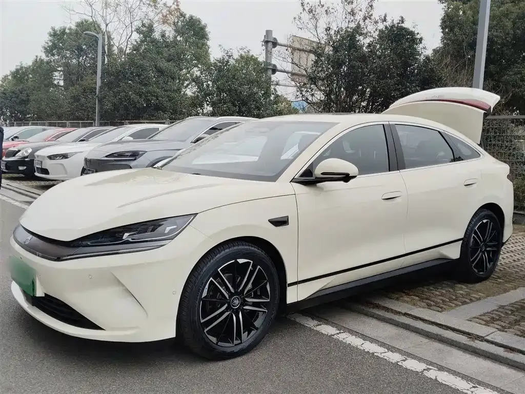 BYD Qin L 2025 из CN, фото 5