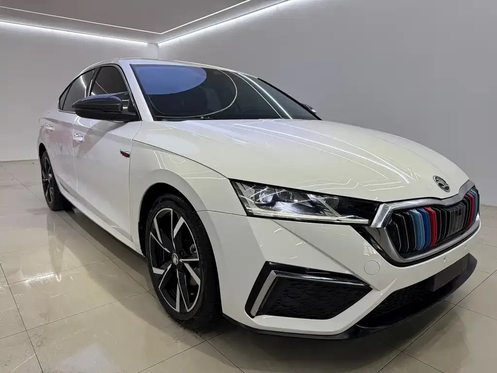 Skoda Octavia 2021 из CN, фото 6