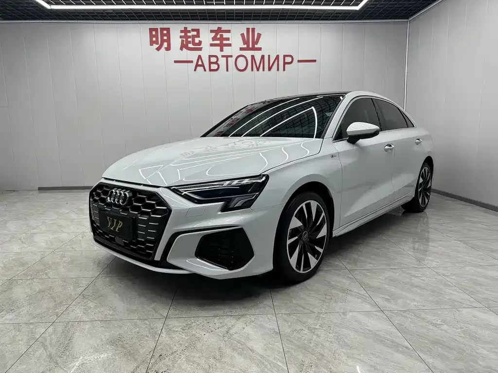 Audi A3 2022 из CN, фото 1