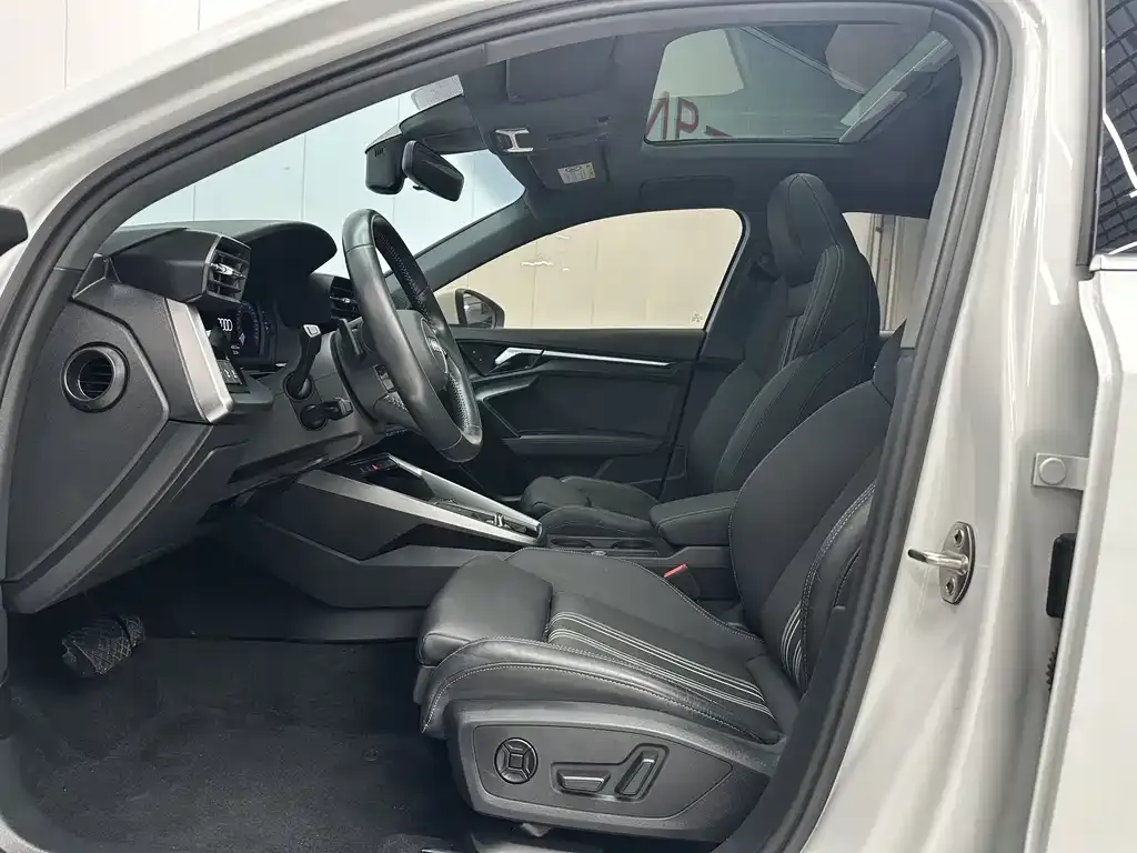 Audi A3 2022 из CN, фото 9