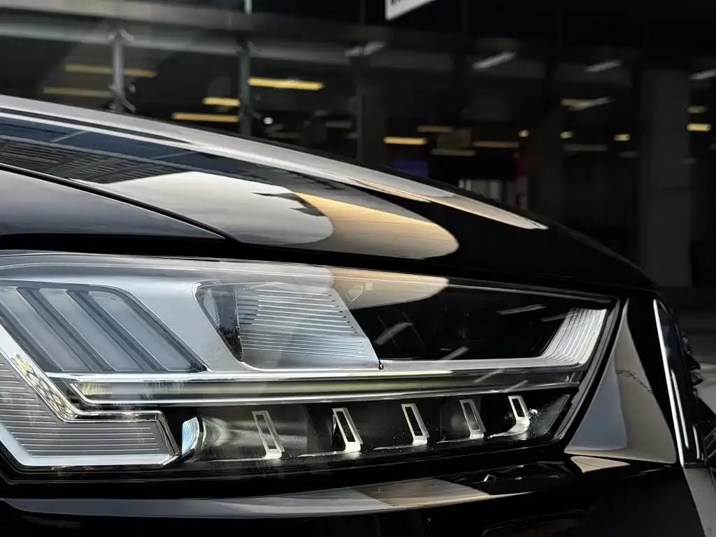 Audi A8 2021 из CN, фото 9