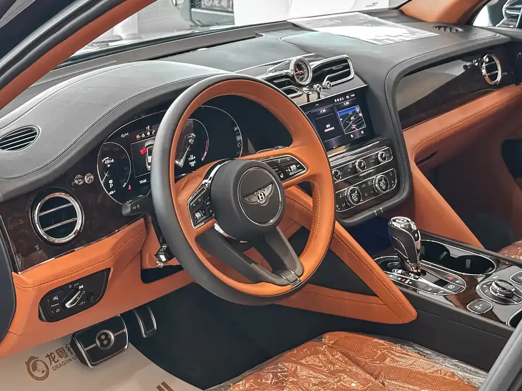 Bentley Bentayga 2021 из CN, фото 4