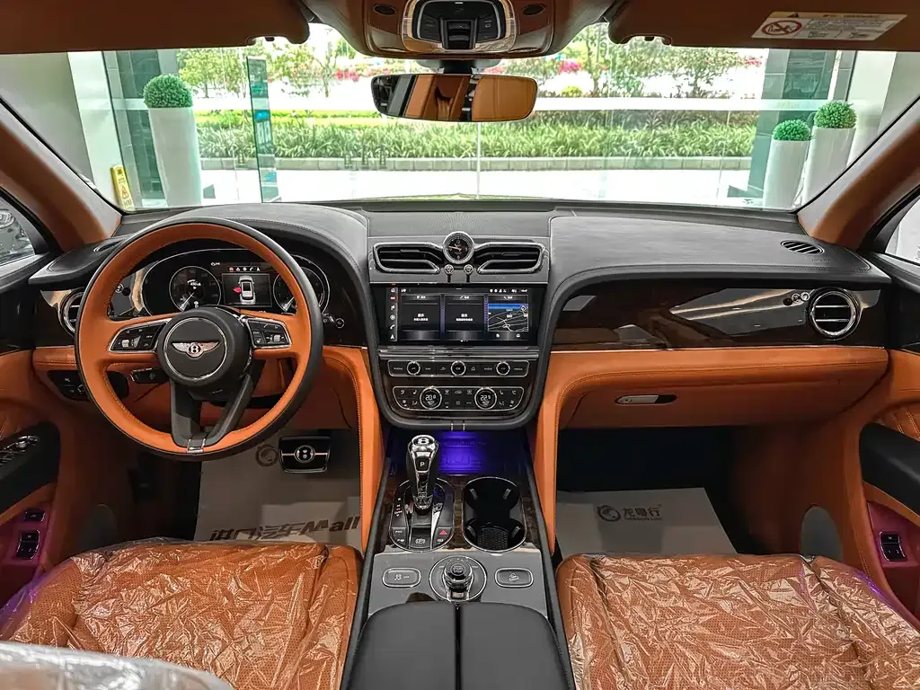 Bentley Bentayga 2021 из CN, фото 8