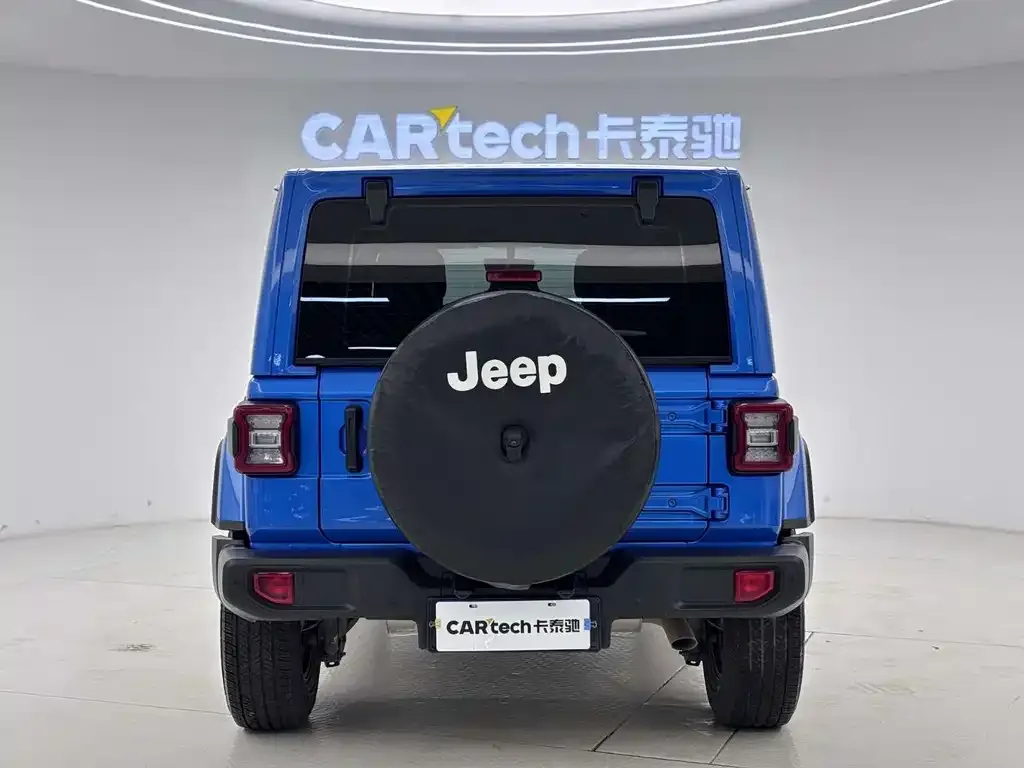 Jeep Wrangler 2023 из CN, фото 5