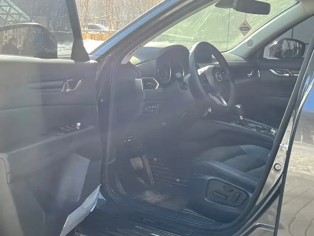 Mazda CX-5 2022 из CN, фото 3