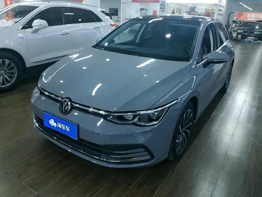 Volkswagen Golf 2024 из CN, фото 1