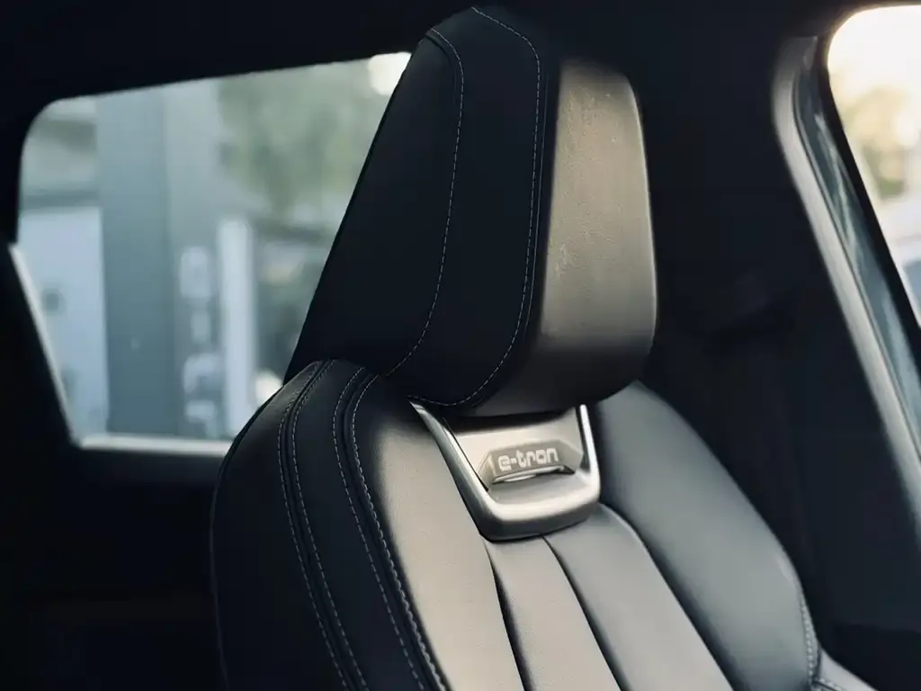 Audi Q4 e-tron 2024 из CN, фото 2