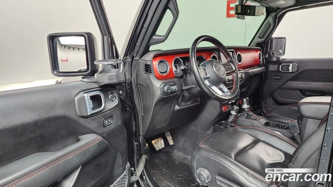Jeep Wrangler 2021 из KR, фото 6