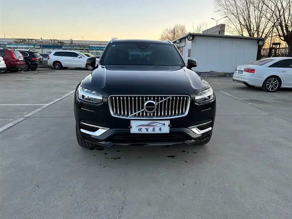 Volvo XC90 2024 из CN, фото 8