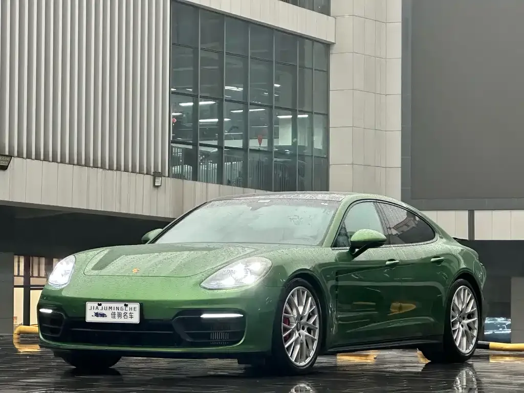 Porsche Panamera 2022 из CN, фото 1