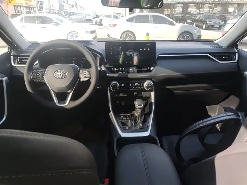 Toyota Wildlander 2024 из CN, фото 10