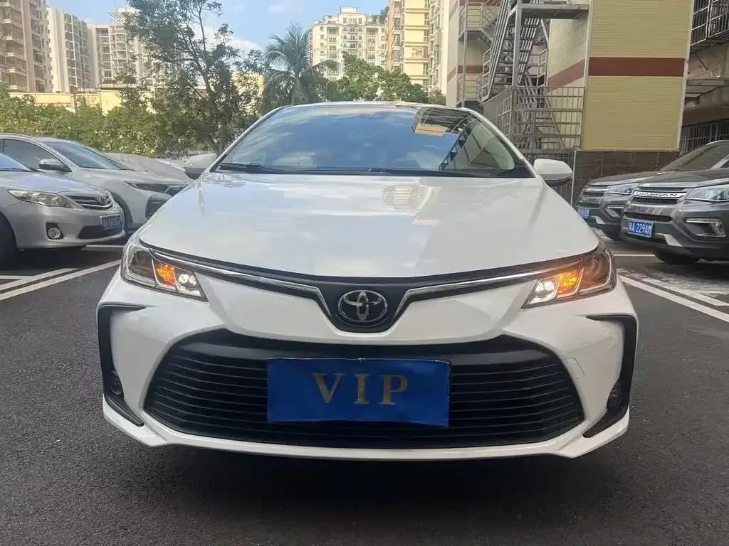 Toyota Corolla 2022 из CN, фото 2