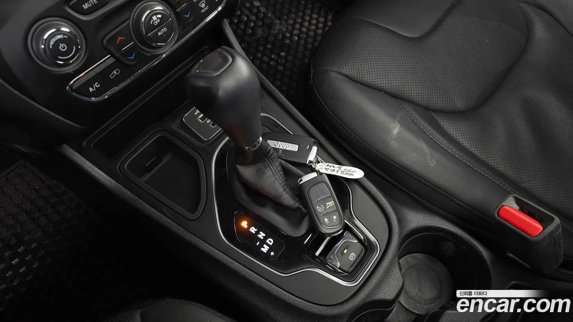 Jeep Cherokee 2021 из KR, фото 7
