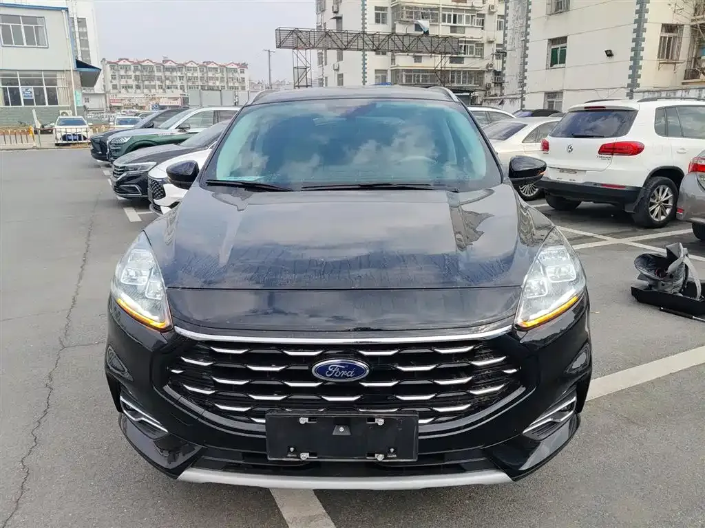 Ford Escape 2023 из CN, фото 4