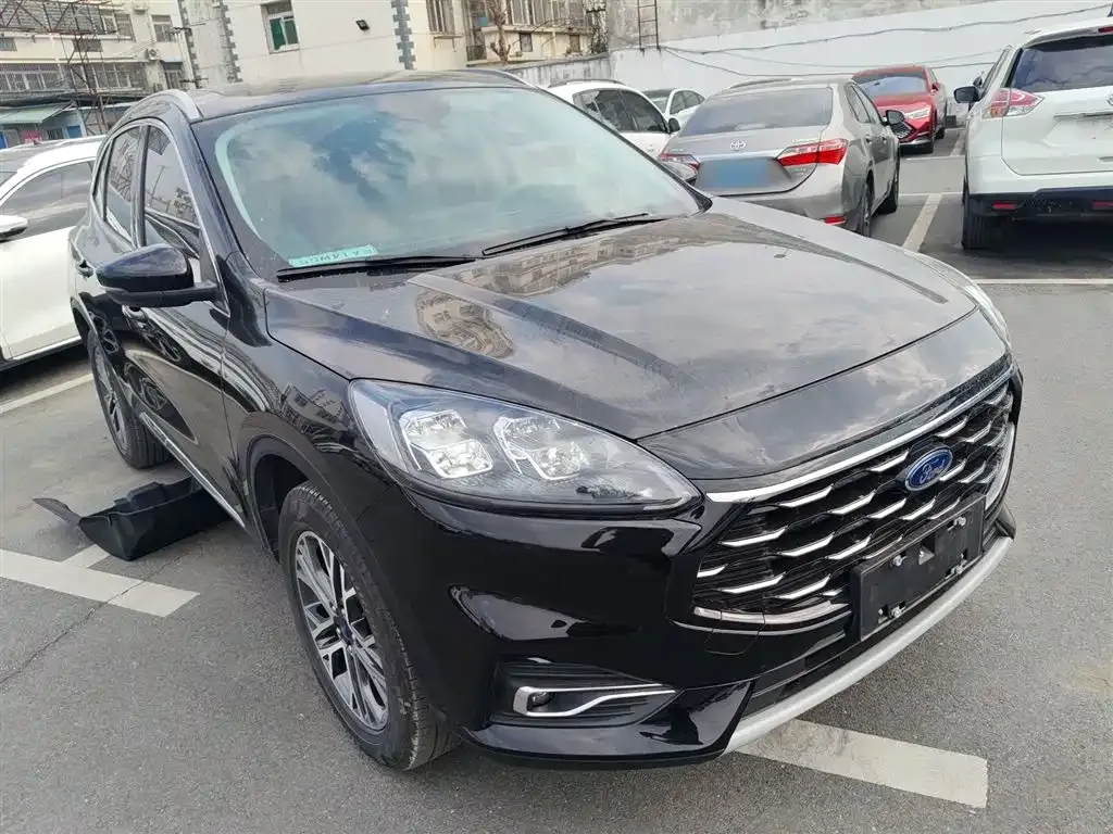 Ford Escape 2023 из CN, фото 3