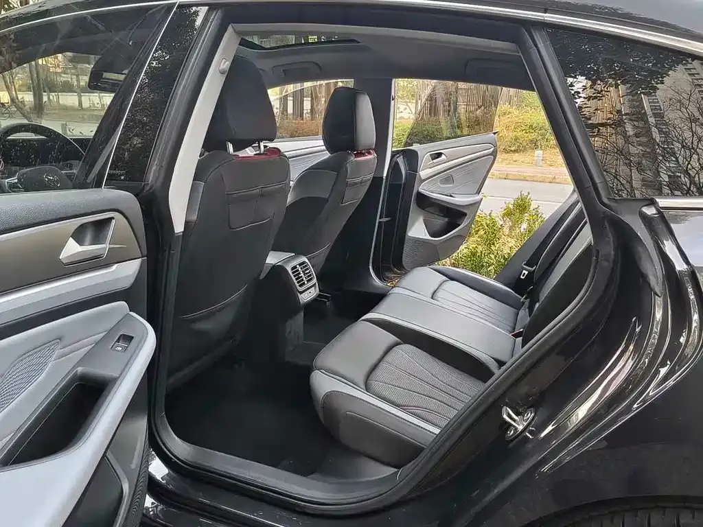 Volkswagen Lamando 2022 из CN, фото 10