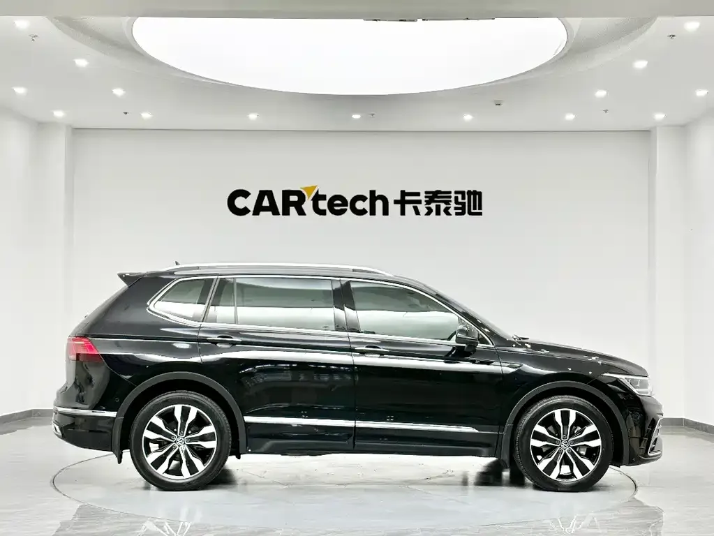 Volkswagen Tiguan L 2021 из CN, фото 4