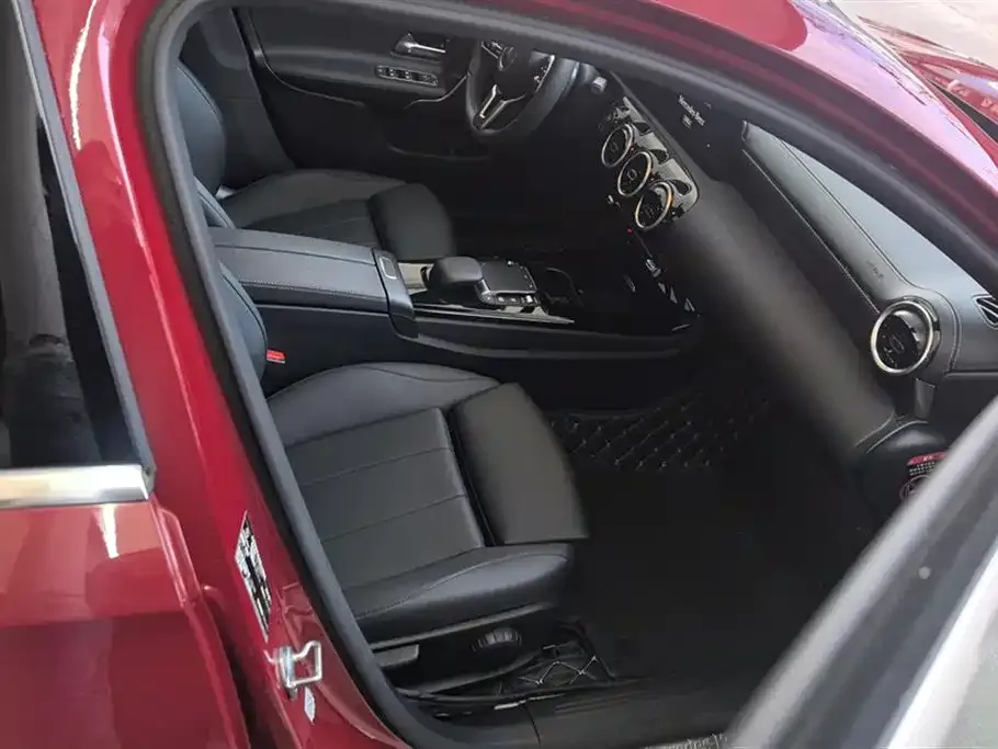 Mercedes-Benz A-Class 2021 из CN, фото 5