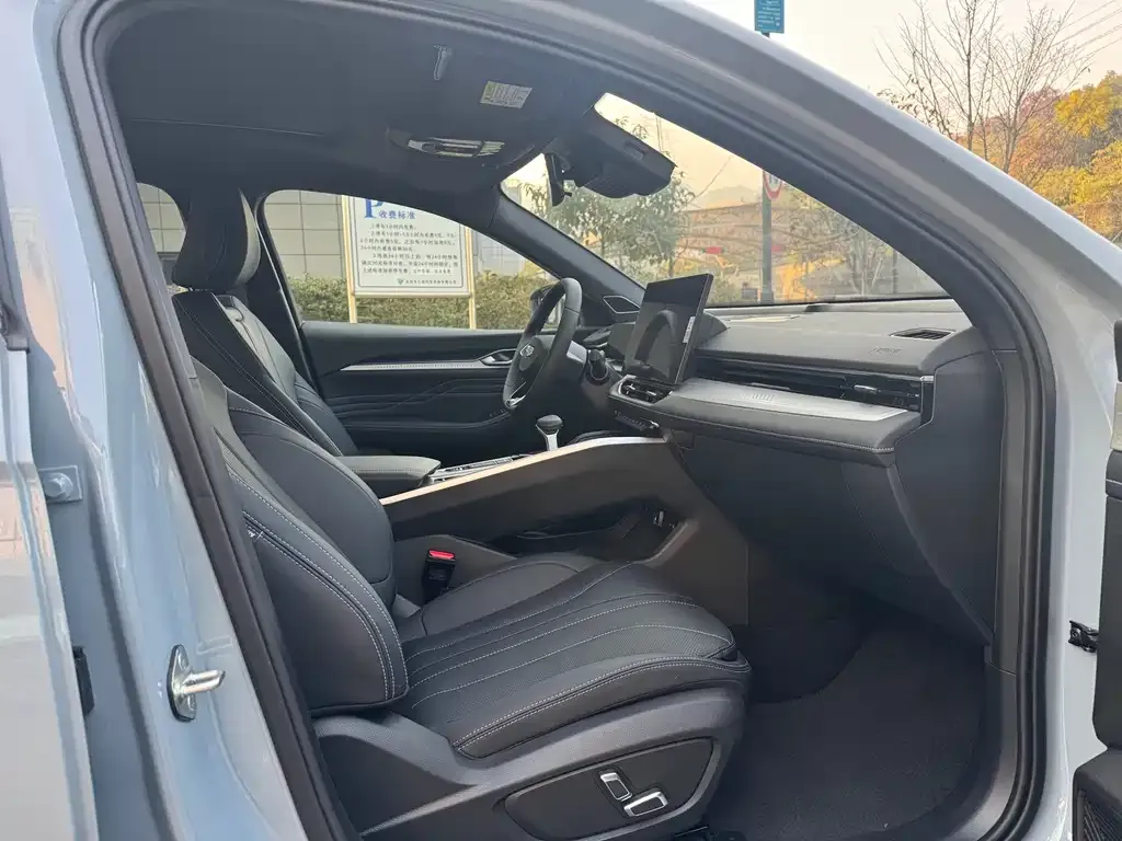 Geely Xingrui 2025 из CN, фото 10
