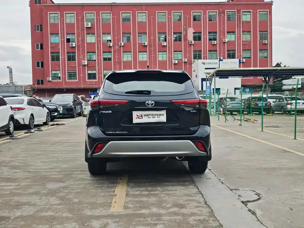 Toyota Highlander 2025 из CN, фото 6