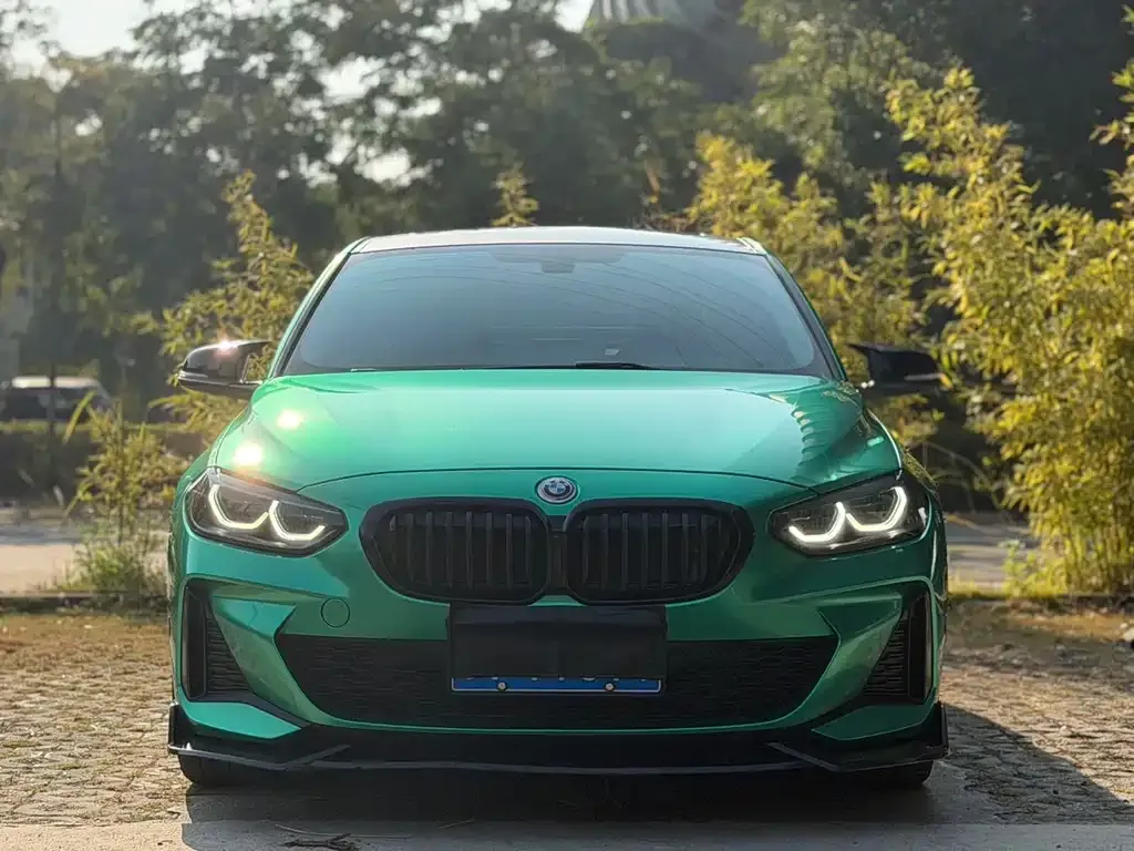 BMW 1 Series 2022 из CN, фото 1
