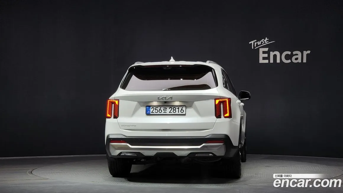 Kia Sorento — фото 3