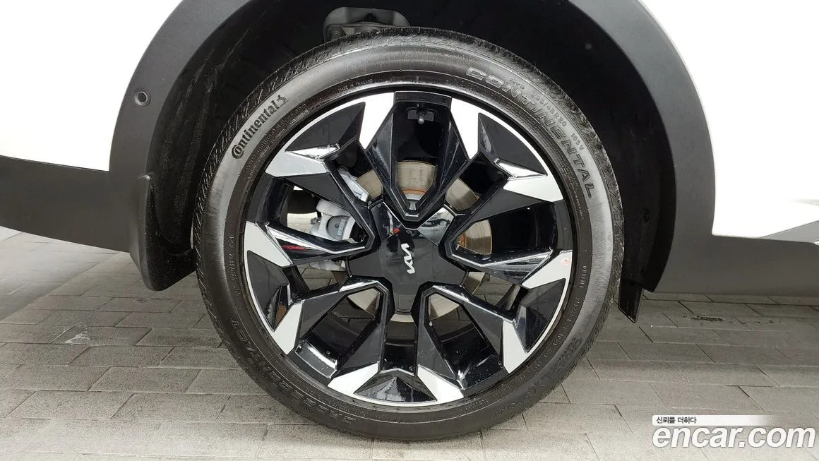 Kia Sorento — фото 8