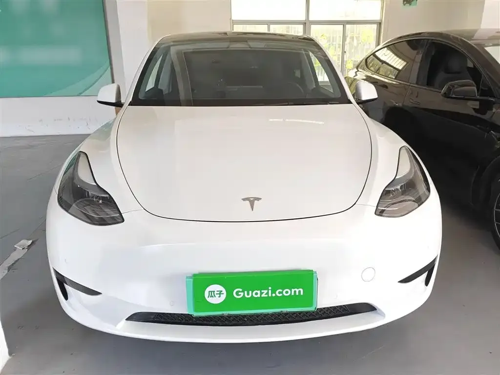 Tesla Model Y 2023 из CN, фото 3