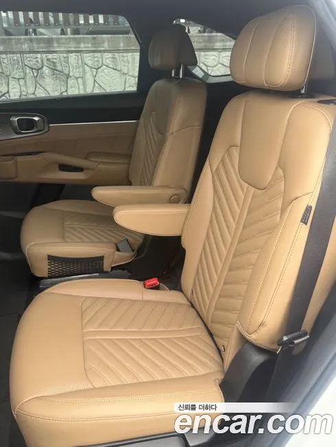 Kia Sorento — фото 5