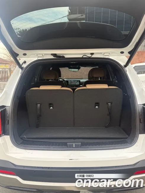 Kia Sorento — фото 6