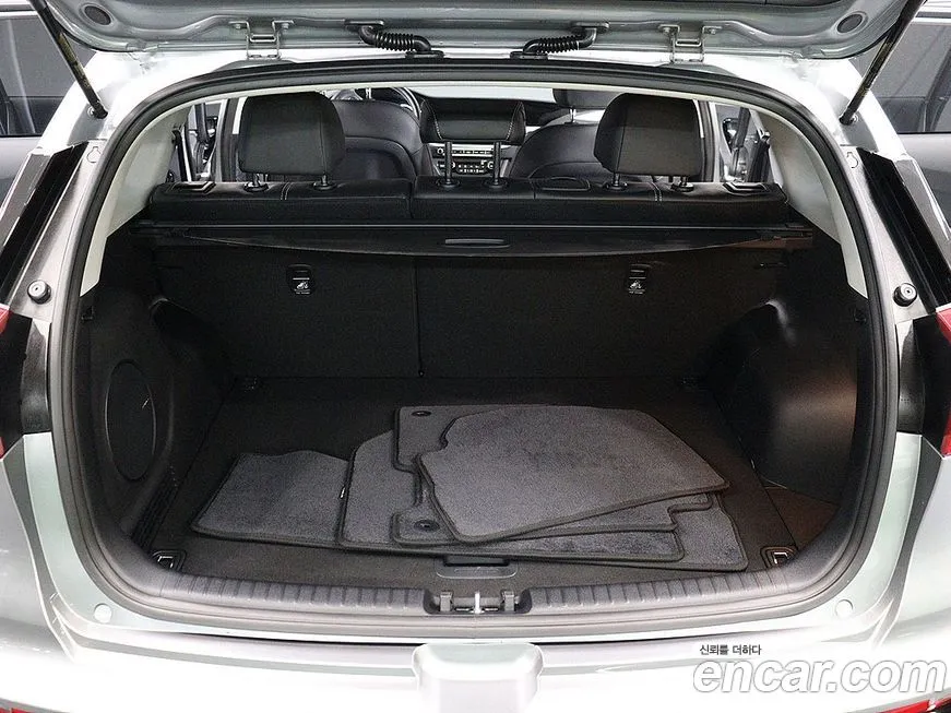 Kia Niro 2022 из KR, фото 9