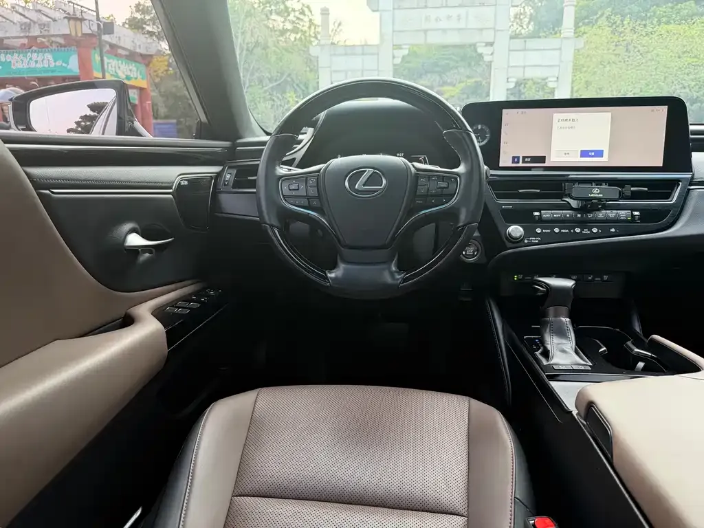 Lexus ES 2023 из CN, фото 5
