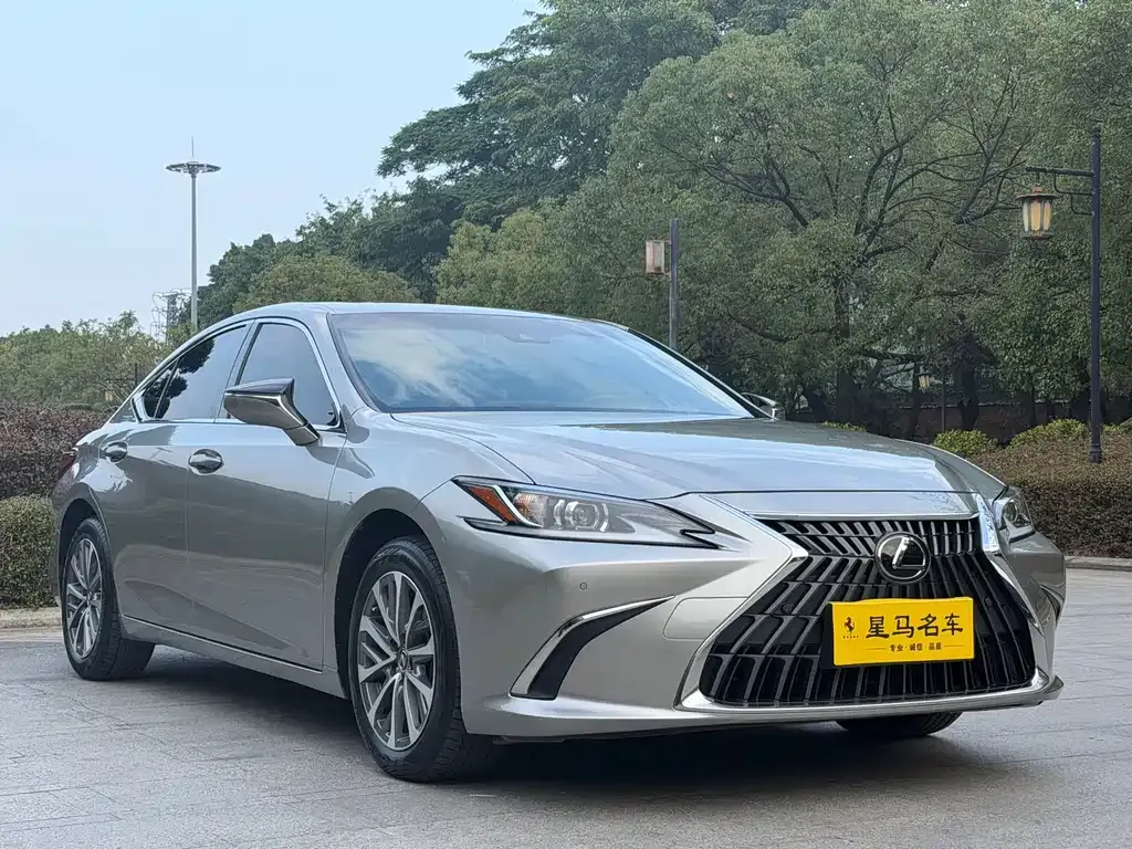 Lexus ES 2023 из CN, фото 7