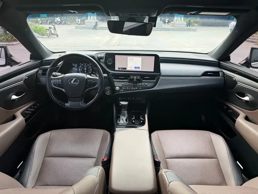 Lexus ES 2023 из CN, фото 9