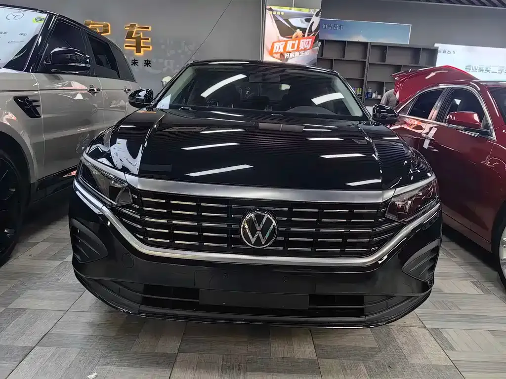 Volkswagen Passat 2023 из CN, фото 10
