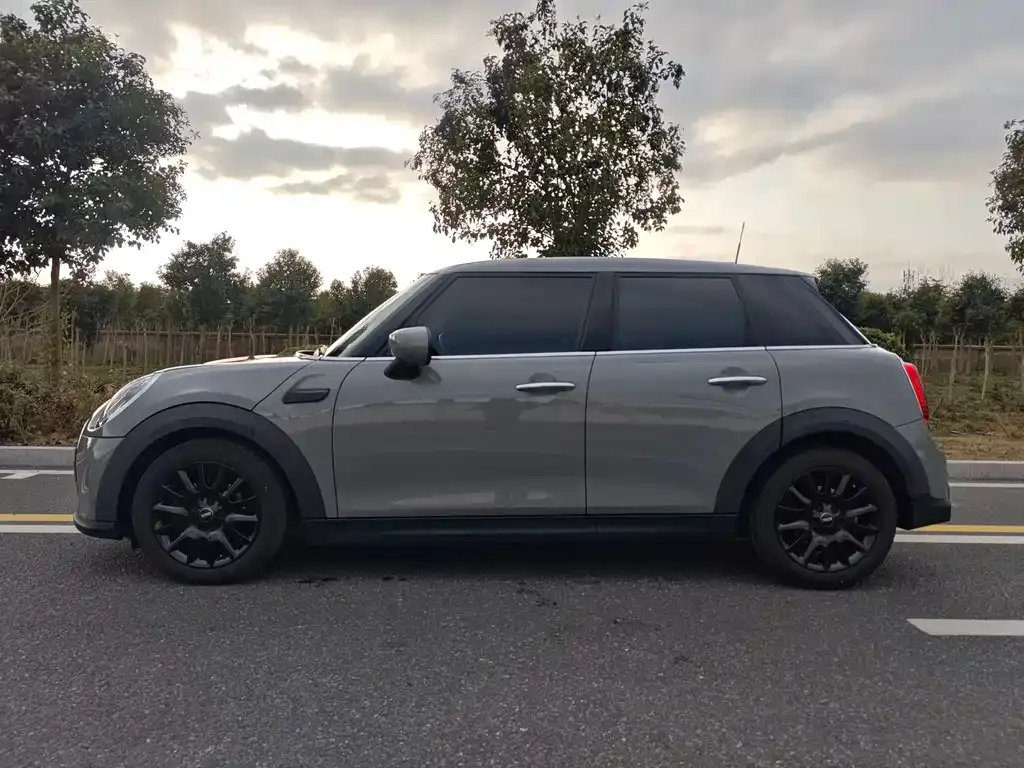 MINI Cooper (3-door) 2022 из CN, фото 3