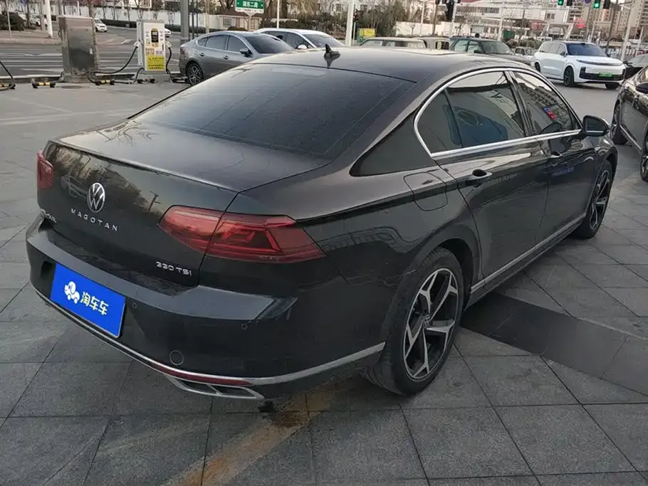 Volkswagen Magotan 2023 из CN, фото 10