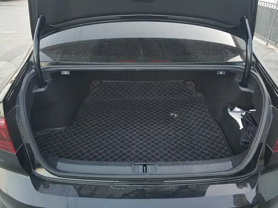 Volkswagen Magotan 2023 из CN, фото 8