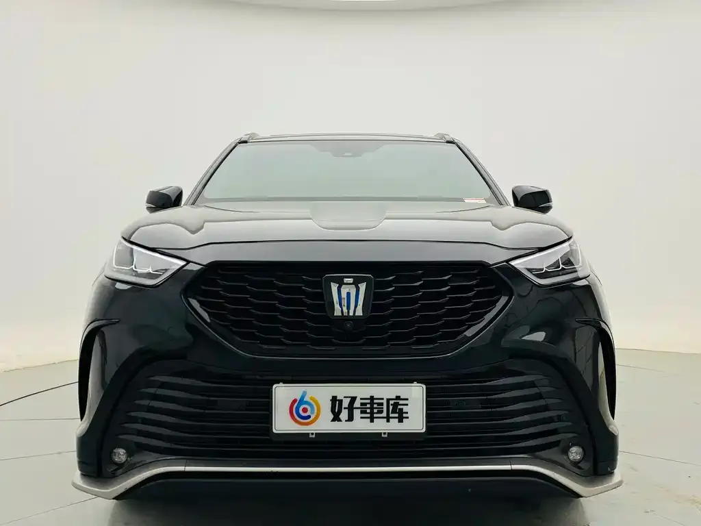 Toyota Crown Kluger 2022 из CN, фото 4