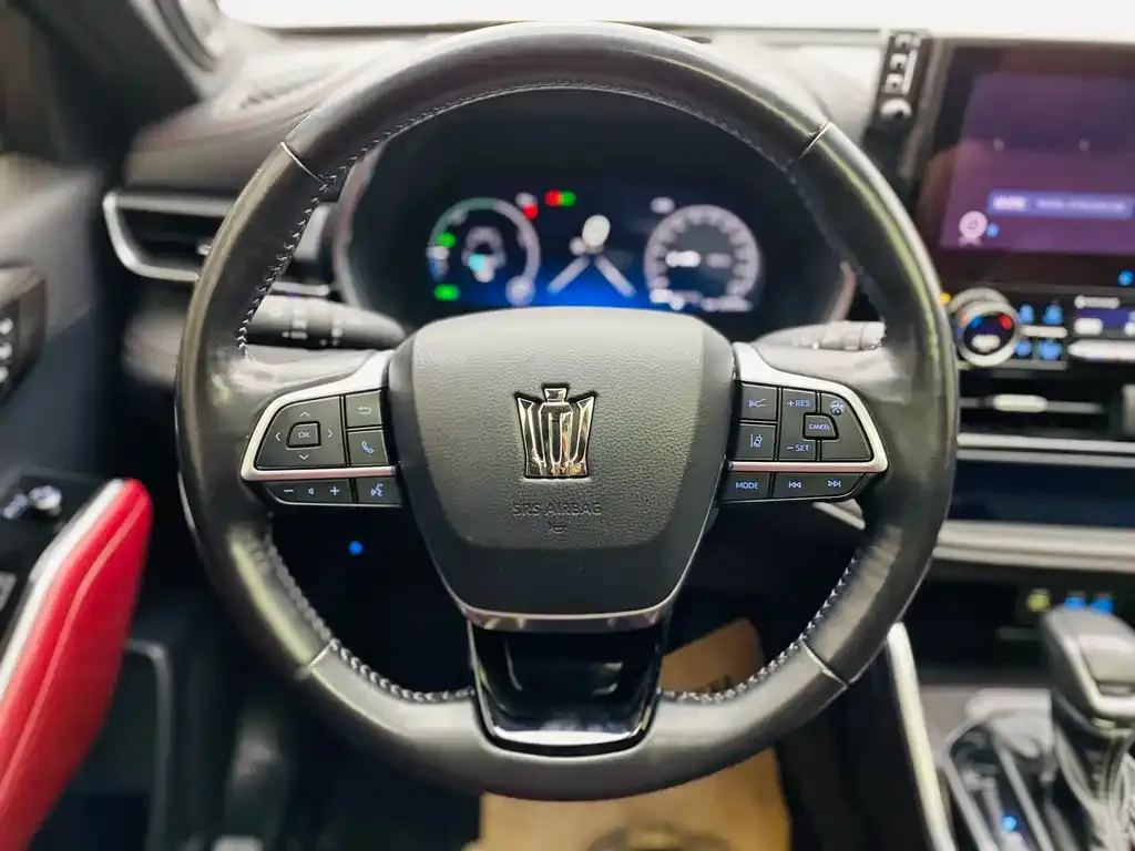 Toyota Crown Kluger 2022 из CN, фото 5