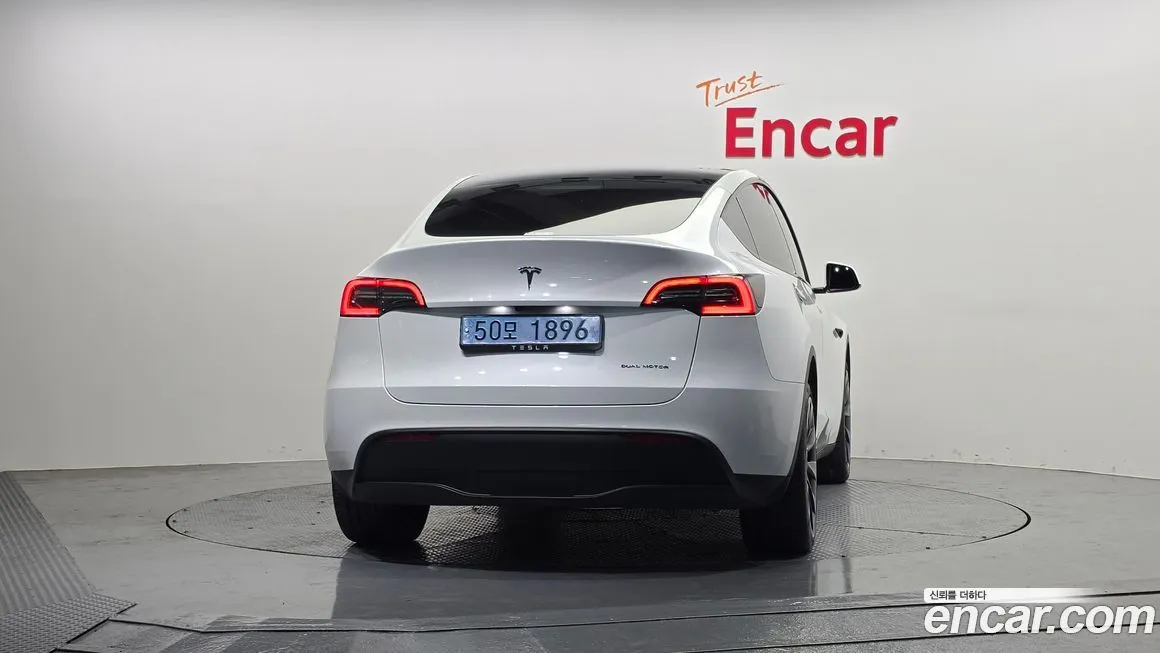 Tesla Model Y 2024 из KR, фото 4