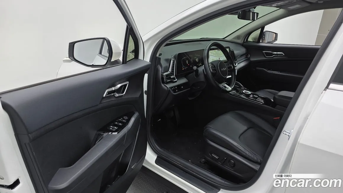 Kia Sportage — фото 9