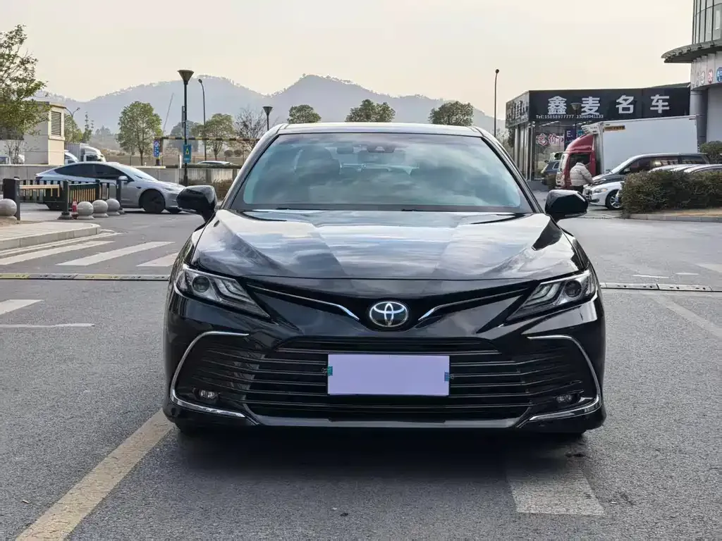 Toyota Camry 2021 из CN, фото 7